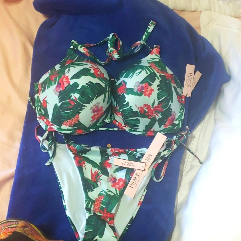 Bikini Set - image 1
